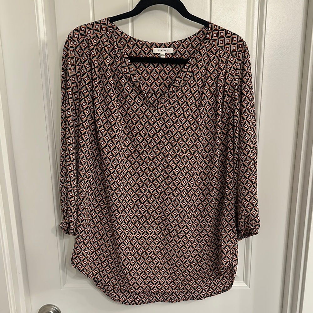 Pleione Geometric Print Blouse